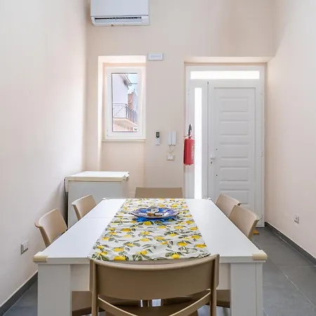 Casa Enza 13 Apartman *