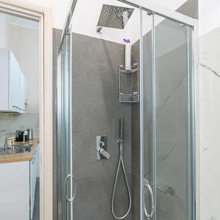 Apartamento Casa Enza 13 *